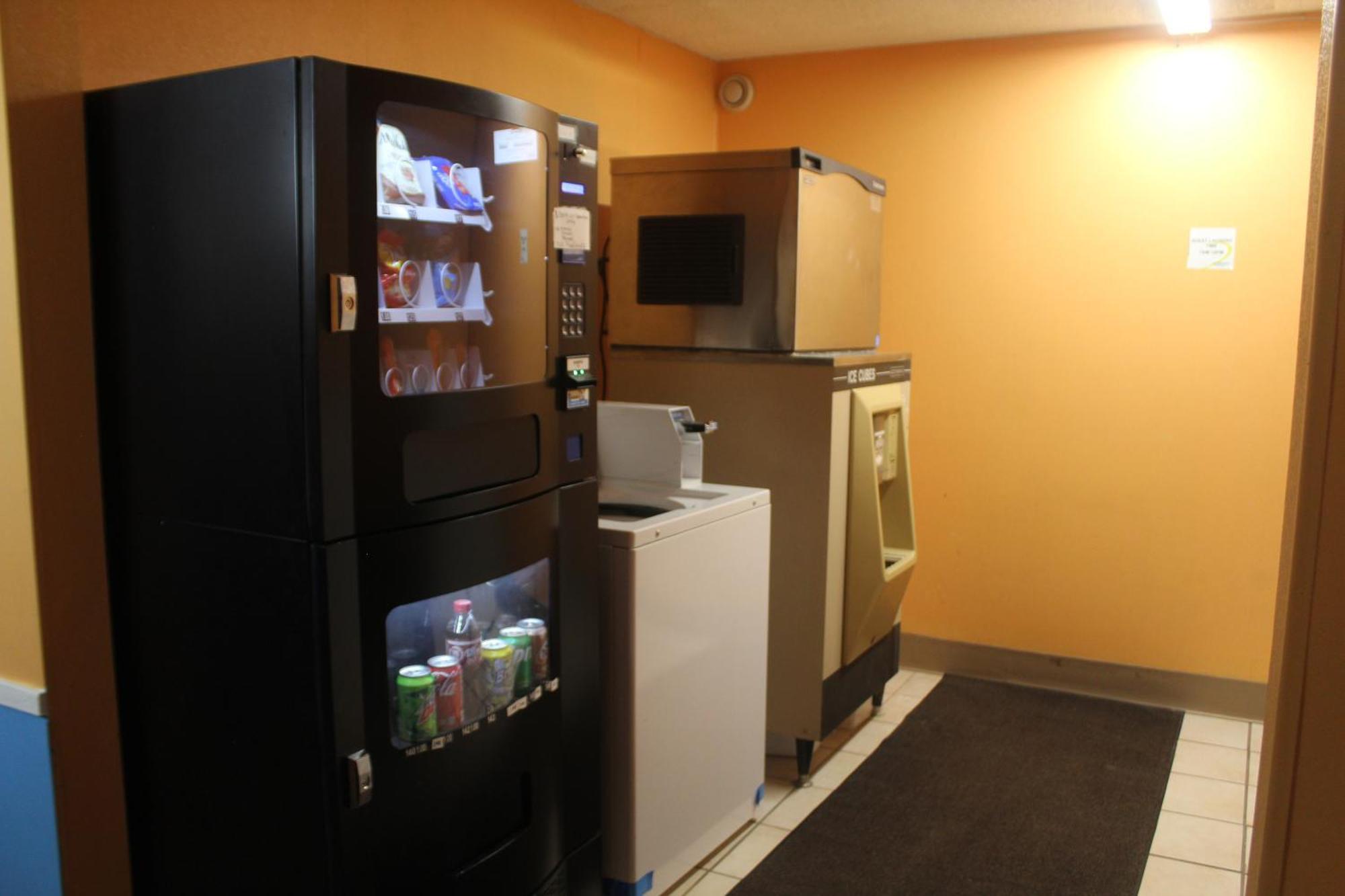 Extended Stay Warrenton Inn エクステリア 写真